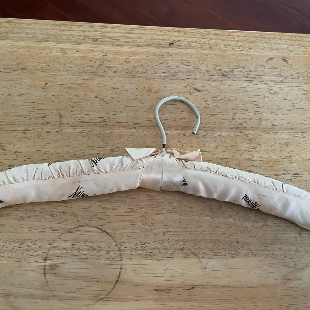 Neiman Marcus Padded Hanger Vintage Boudoir Lingerie Clothes Satin Rose Bow